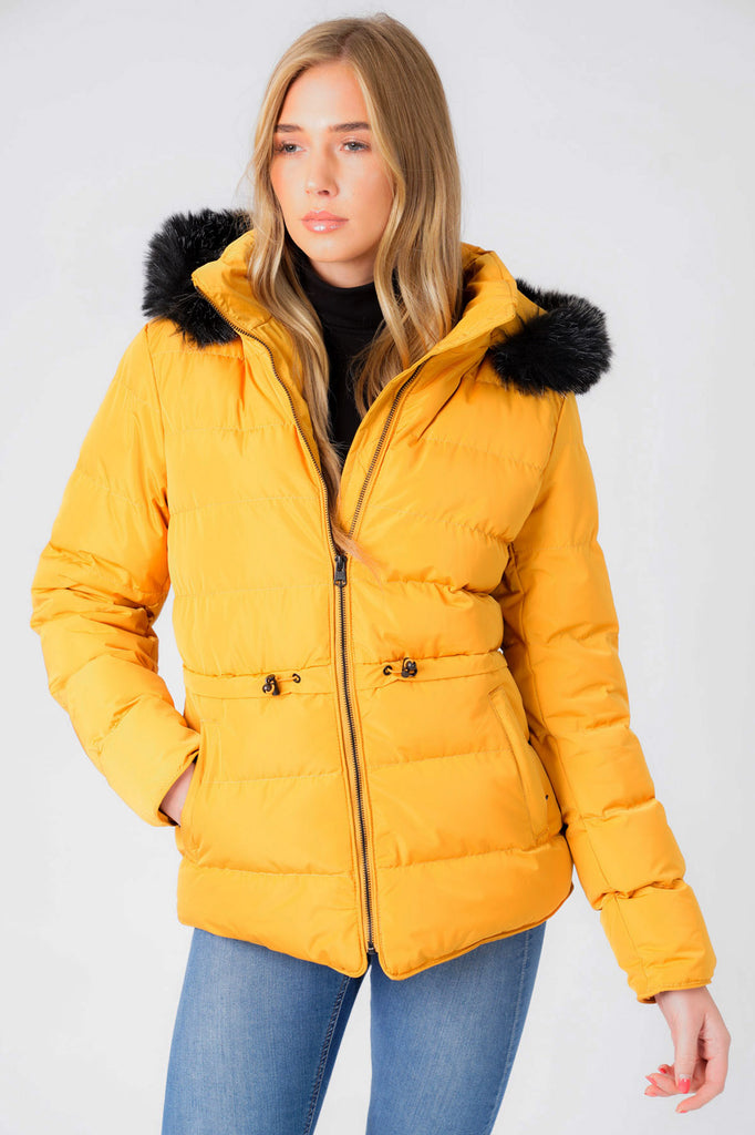 Yellow puffer jacket fur hood 2025