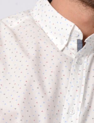 Fallbrook Triangle Print Short Sleeve Cotton Shirt In White - Tokyo Laundry