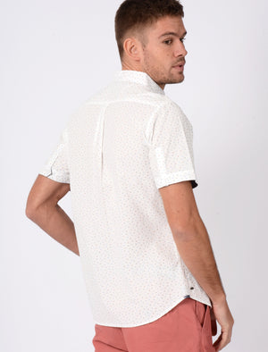 Fallbrook Triangle Print Short Sleeve Cotton Shirt In White - Tokyo Laundry