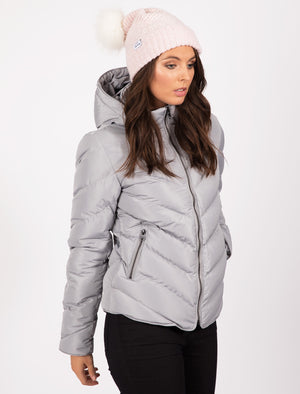 Oracle Chevron Quilted Hooded Puffer Jacket in Light Grey - Tokyo Laundry