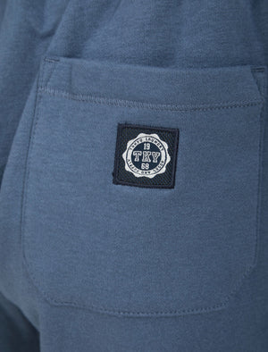 Caller Brushback Fleece Jogger Shorts In Vintage Indigo - Tokyo Laundry