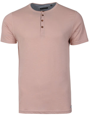 Quartz Henley Neck Short Sleeve Cotton T-Shirt In Pink