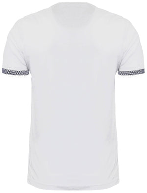 Pyramid Roll Sleeve T-Shirt with Chest Pocket in White