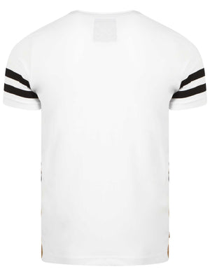 Dissident Girlhat t-shirt