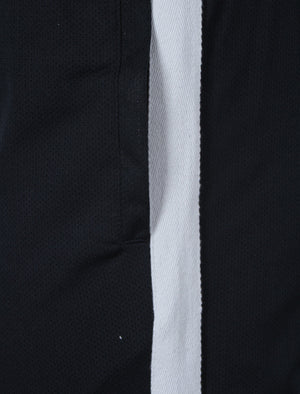 Tokyo Laundry Team Wolfe red Shorts