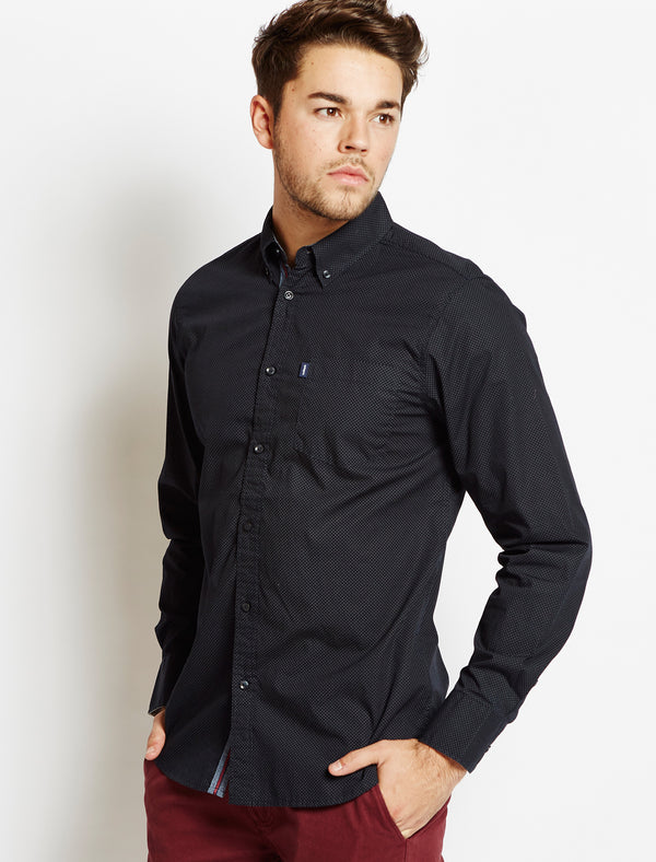 Le Shark Newington shirt in navy