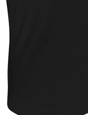 Briset Basic V-neck Tee in Black - Le Shark