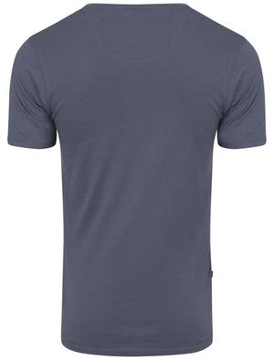 Men's Basic V-neck indigo T-shirt - Le Shark