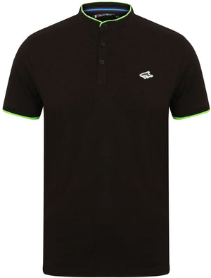 Hillrise Collarless Polo Shirt in Black - Le Shark