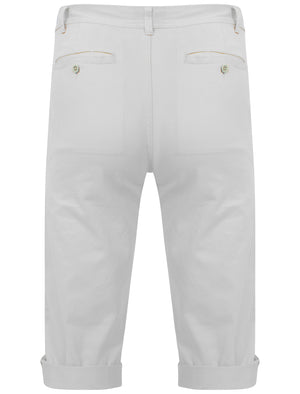 Roberto Cotton Twill 3/4 Length Shorts in White - Tokyo Laundry