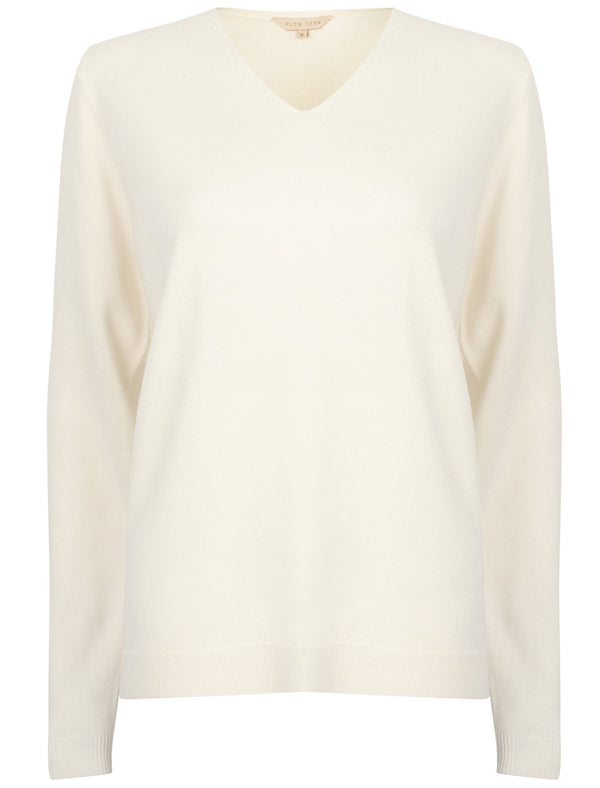 Scully2 V Neck Knit Jumper In Clean Cream - Plum Tree