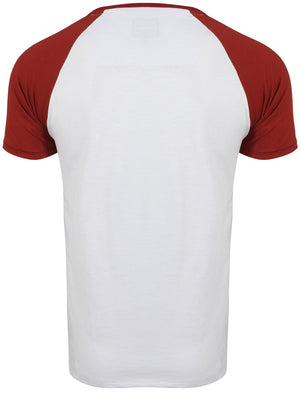 Glendale Raglan Sleeve T-Shirt with Motif in White / Red